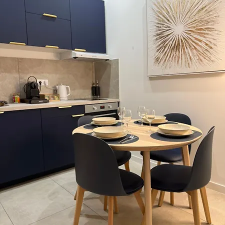 Apartment Des Sacres - Avec Jacuzzi Privatif